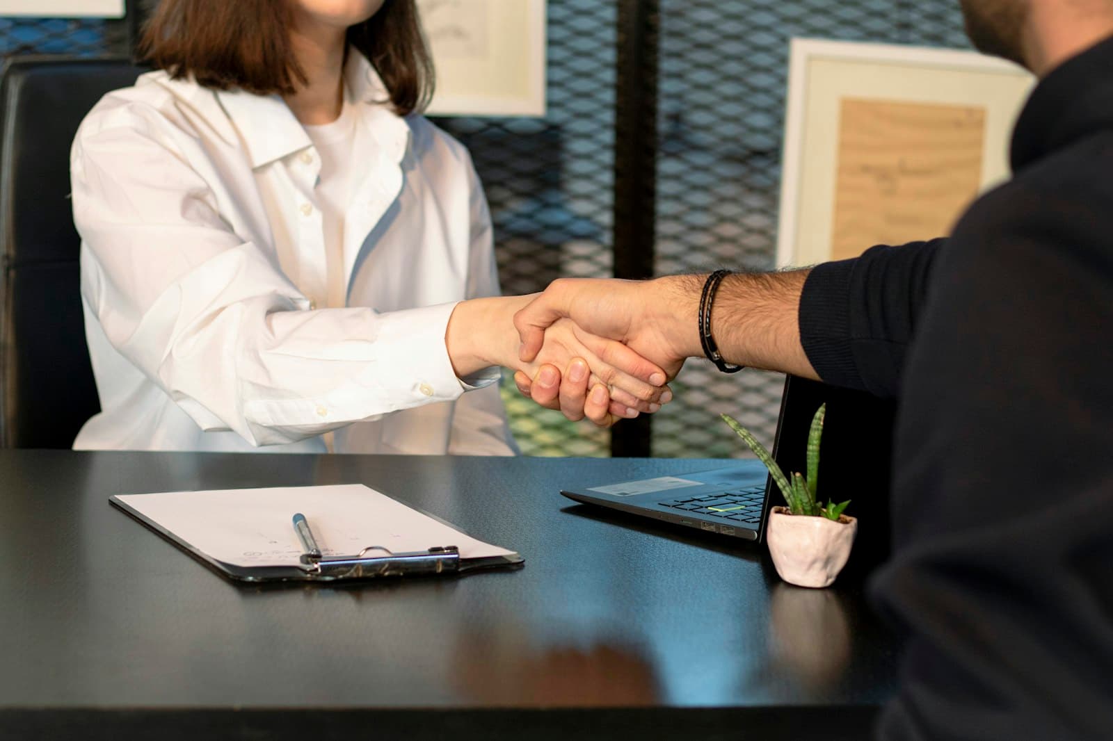 Do You Need a Shareholder Agreement in Ontario? (And What Happens If You Don't)